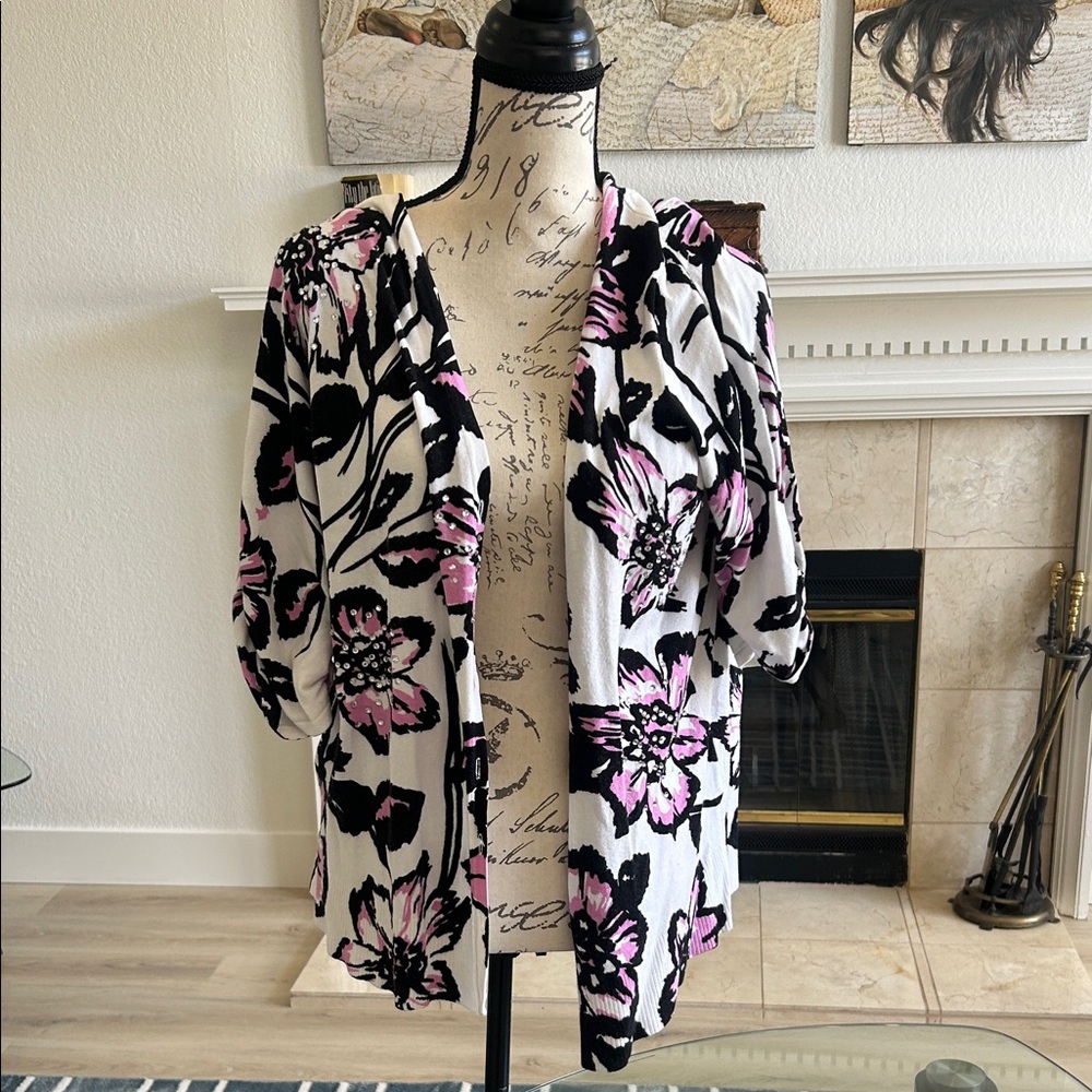 INC International Concepts Women's White and Black Cardigan